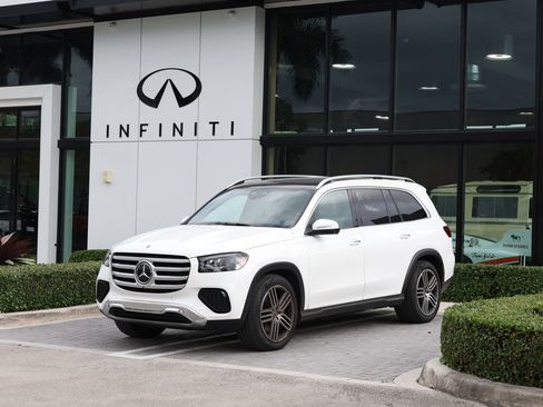 Used 2025 Mercedes-Benz GLS 450 4MATIC image 1