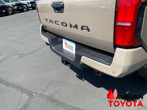 New 2026 Toyota Tacoma TRD Off-Road w/ TRD Off Road Premium Package AWD/4WD image 8