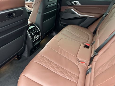 New 2026 BMW X5 xDrive40i w/ Executive Package image 9