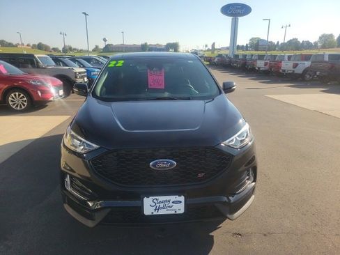 Used 2022 Ford Edge ST w/ Equipment Group 401A image 8
