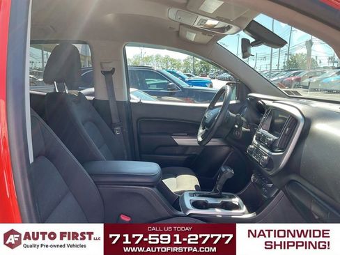 Used 2019 Chevrolet Colorado LT w/ LT Convenience Package AWD/4WD image 17