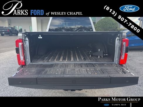 Used 2024 Ford F350 Limited image 11
