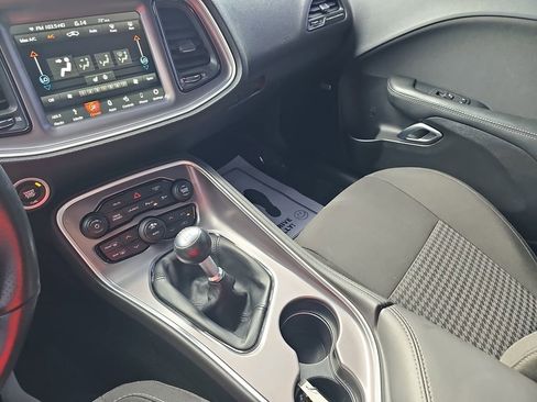 Used 2019 Dodge Challenger R/T Scat Pack RWD image 29