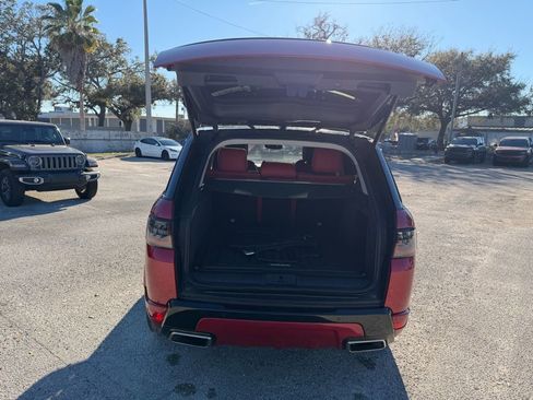 Used 2021 Land Rover Range Rover Sport HST image 40