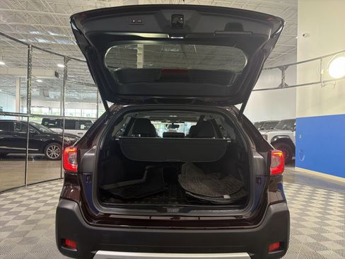 Used 2024 Subaru Outback Limited AWD/4WD image 33
