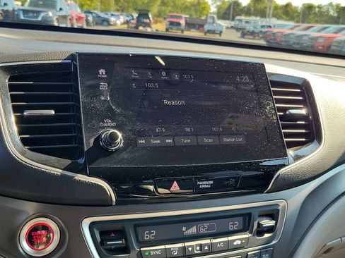 Used 2022 Honda Pilot EX-L image 26