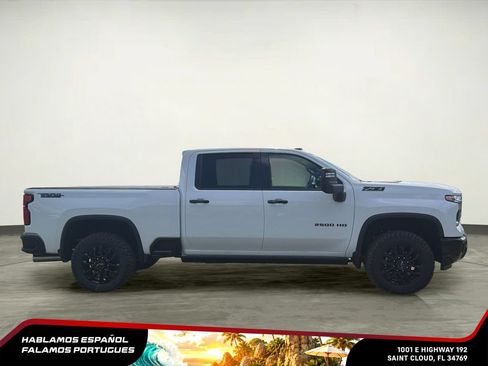 New 2026 Chevrolet Silverado 2500 LTZ w/ LTZ Plus Package AWD/4WD image 7