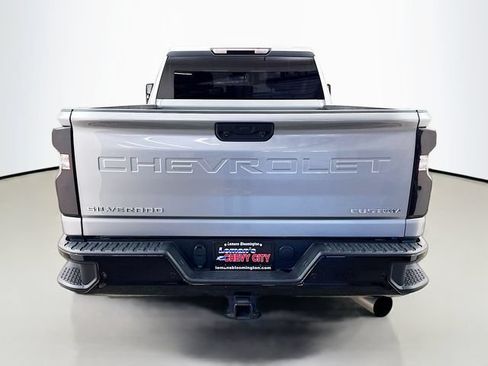 Used 2025 Chevrolet Silverado 2500 Custom w/ Custom Value Package AWD/4WD image 6