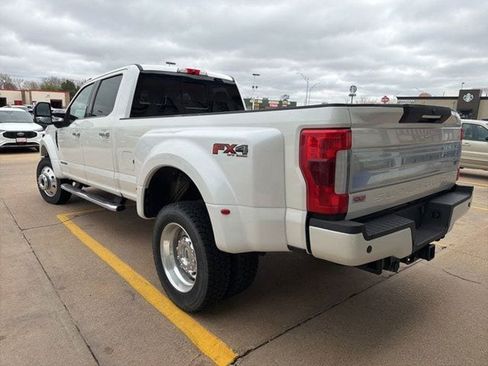 Used 2019 Ford F450 Limited AWD/4WD image 9