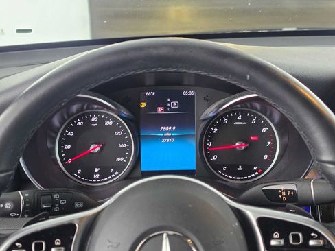 Certified 2022 Mercedes-Benz GLC 300 image 23
