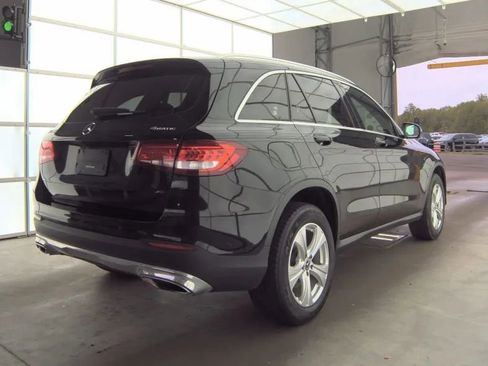 Used 2019 Mercedes-Benz GLC 300 4MATIC image 2