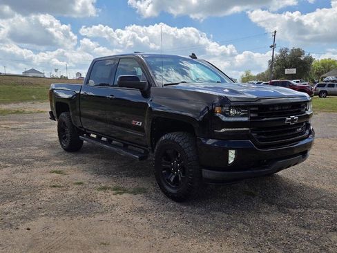 Used 2016 Chevrolet Silverado 1500 LTZ Z71 w/ LTZ Plus Package image 7