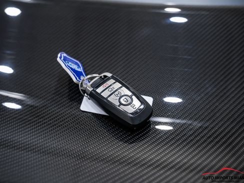 Used 2021 Ford Mustang Shelby GT500 w/ Carbon Fiber Track Pack RWD image 75