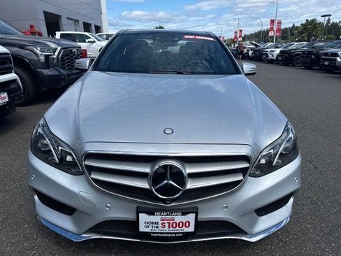 Used 2015 Mercedes-Benz E 350 4MATIC Sedan image 2