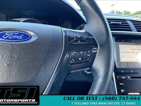 Used 2018 Ford Explorer Limited AWD/4WD image 17