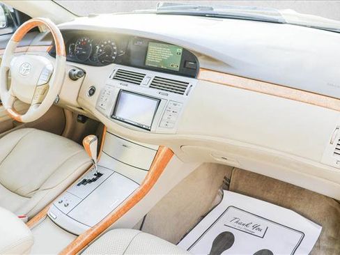 Used 2006 Toyota Avalon Limited image 28