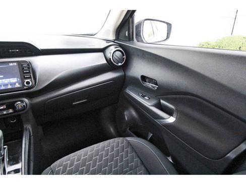 Used 2022 Nissan Kicks SV w/ Interior Electronics Package image 10