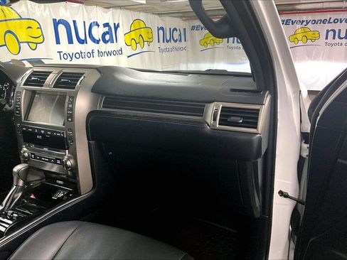 Used 2021 Lexus GX 460 Premium AWD/4WD image 13