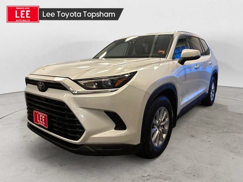 Used 2024 Toyota Grand Highlander AWD image 1