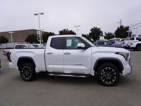 Used 2024 Toyota Tundra Limited image 4
