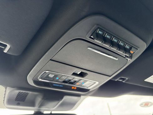 Used 2024 Ford F250 Platinum w/ Tremor Off-Road Package image 26