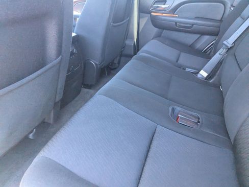 Used 2013 Chevrolet Tahoe LS image 15