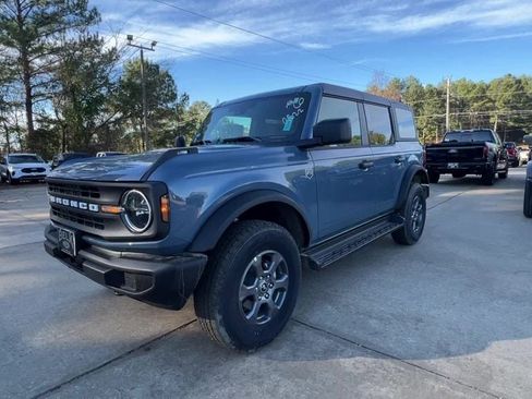 New 2025 Ford Bronco Big Bend image 2