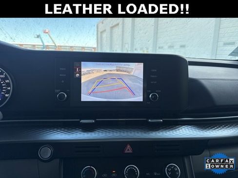 Used 2024 Kia Carnival LX image 43