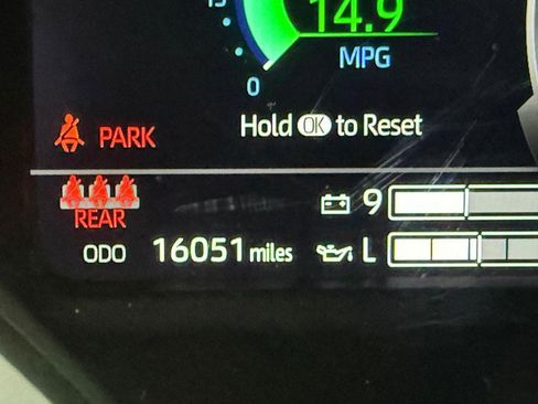 Used 2024 Toyota Tundra Platinum image 22