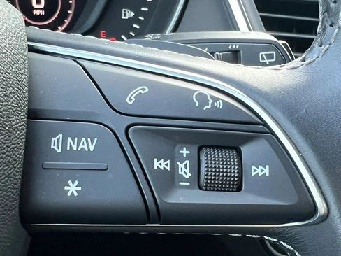 Used 2019 Audi SQ5 Prestige w/ Prestige Package AWD/4WD image 29