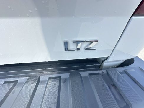 Certified 2018 Chevrolet Silverado 1500 LTZ w/ Sport Package AWD/4WD image 31