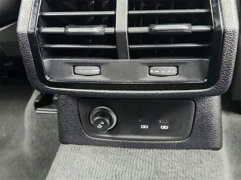 Used 2023 Audi Q3 2.0T Premium Plus image 33