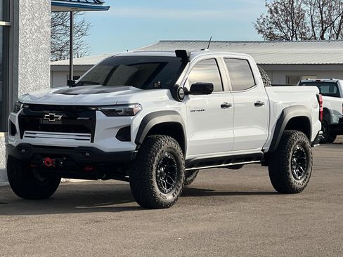 Used 2026 Chevrolet Colorado ZR2 w/ ZR2 Bison Edition image 8