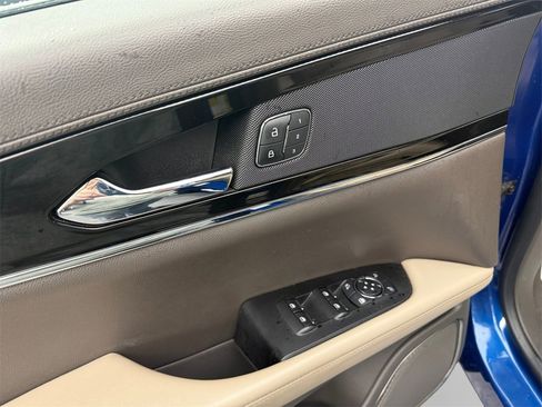 Used 2021 Lincoln Nautilus AWD w/ Equipment Group 101A image 14