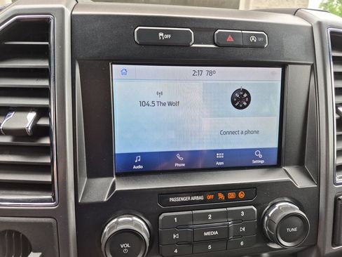 Used 2020 Ford F150 XLT RWD image 16