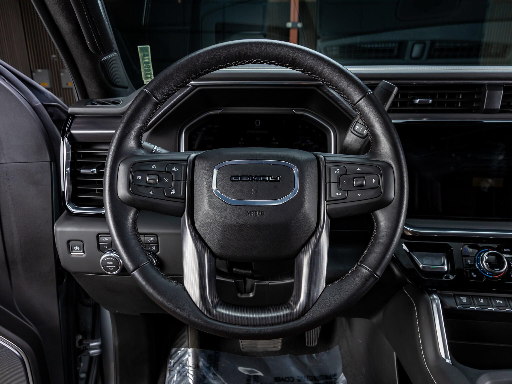 Used 2026 GMC Sierra 3500 Denali Ultimate AWD/4WD image 15