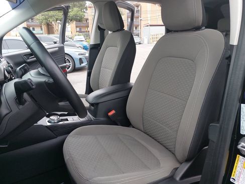 Used 2022 Ford Escape SE w/ SE Sport Appearance Package FWD image 14