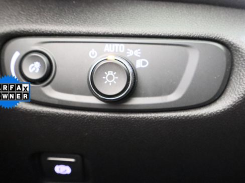 Certified 2025 Chevrolet Blazer LT FWD image 33
