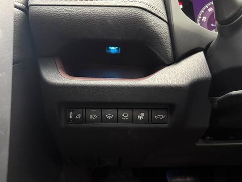 Used 2022 Toyota RAV4 Limited image 20