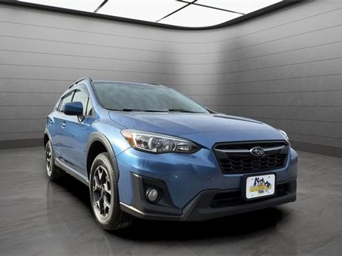 Used 2020 Subaru Crosstrek 2.0i Premium image 1