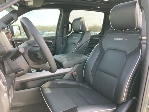 Used 2026 RAM 1500 Laramie w/ Night Edition image 13