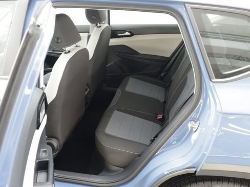 Used 2025 Volkswagen Taos S AWD/4WD image 14