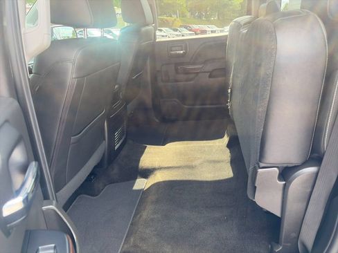 Used 2018 GMC Sierra 1500 SLT AWD/4WD image 38