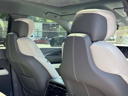 New 2026 Cadillac Escalade IQ Luxury 1 w/ LPO, Floor Liner Package AWD/4WD image 27