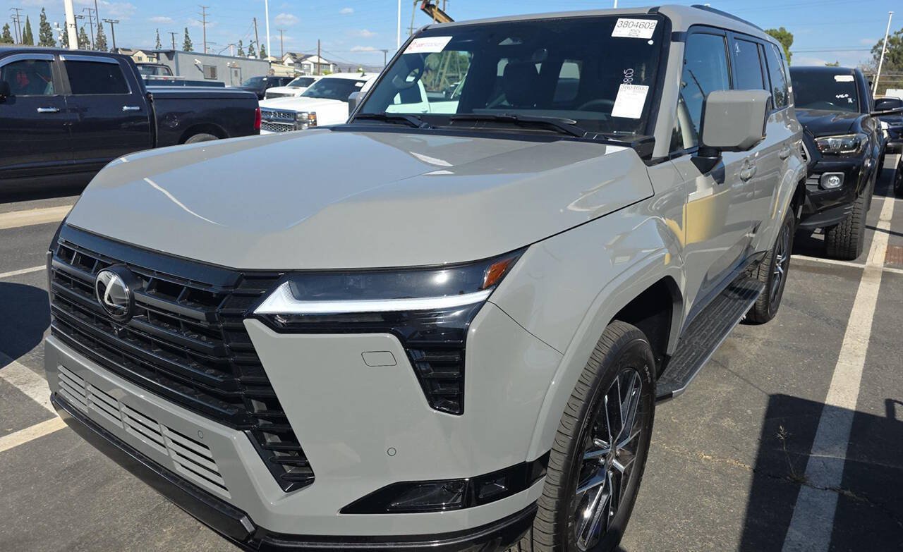 Used 2026 Lexus GX 550 w/ Cold Area Package AWD/4WD image 1