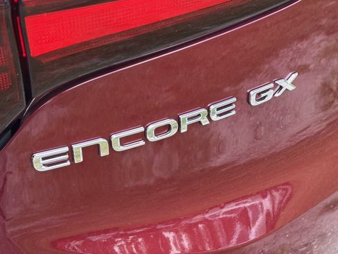 Certified 2024 Buick Encore GX Preferred w/ Comfort Package FWD image 28
