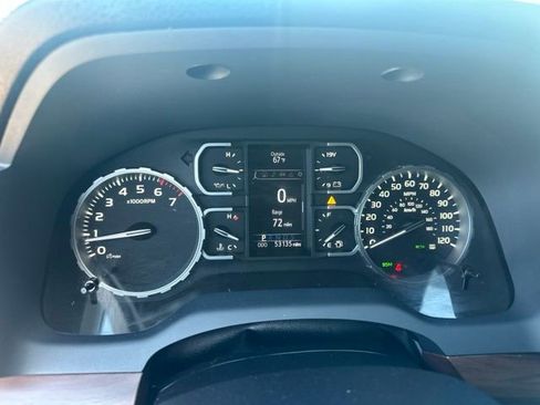 Used 2020 Toyota Tundra Limited w/ Limited Premium Package AWD/4WD image 15
