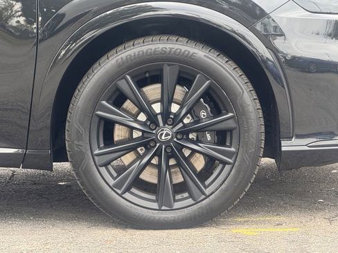 Used 2023 Lexus RX 500h F Sport image 3