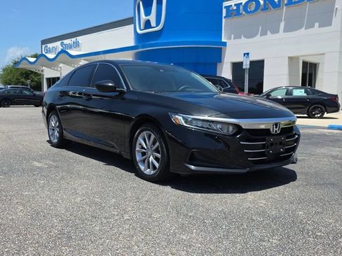 Used 2022 Honda Accord LX image 2