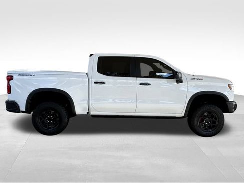 Used 2023 Chevrolet Silverado 1500 ZR2 w/ ZR2 Bison Edition image 4